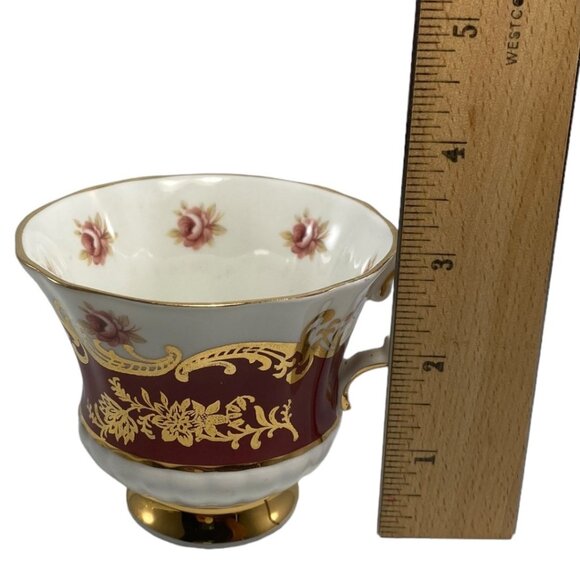 Paragon Pembroke Fine Bone China Teacup & Saucer Set Made in England Red & Gold - Picture 3 of 8